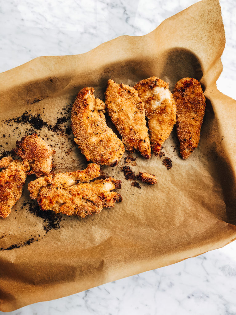 Crispy Grain-Free Buffalo Chicken Tenders - only a few ingredients for a delicious baked chicken tender in 25 minutes! 